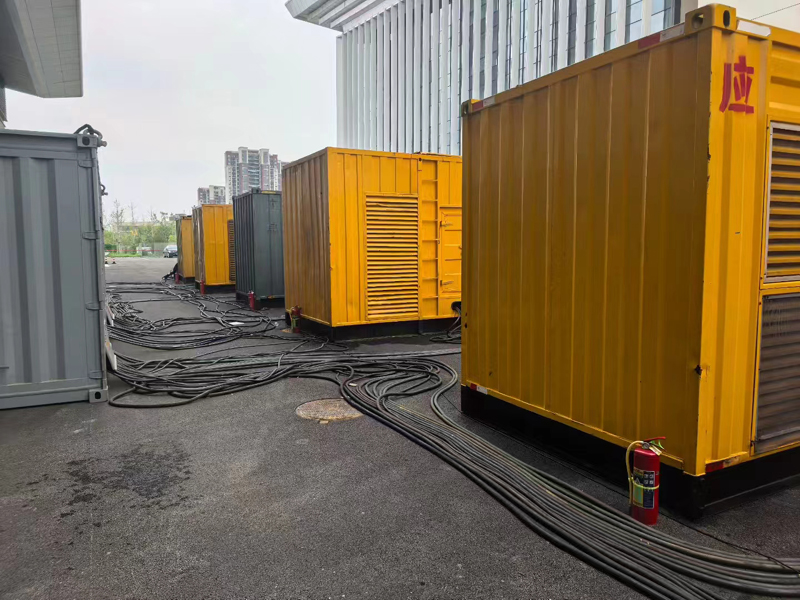 下谷坪土家族乡不同季节柴油发电机组保养有哪些注意事项?